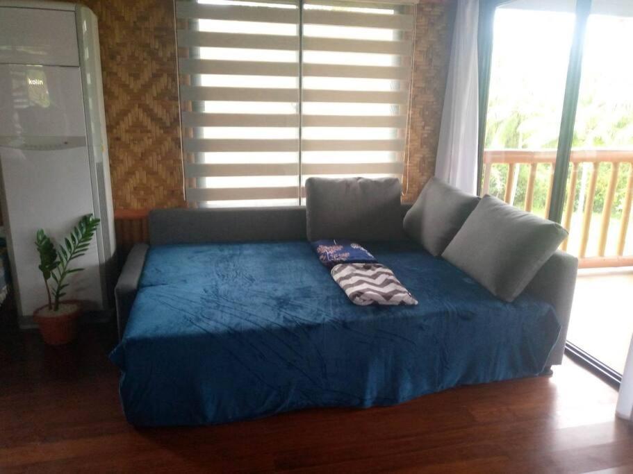 הוילה טגאיטאי Modern Bahay Kubo In A Farm Near Tagaytay מראה חיצוני תמונה