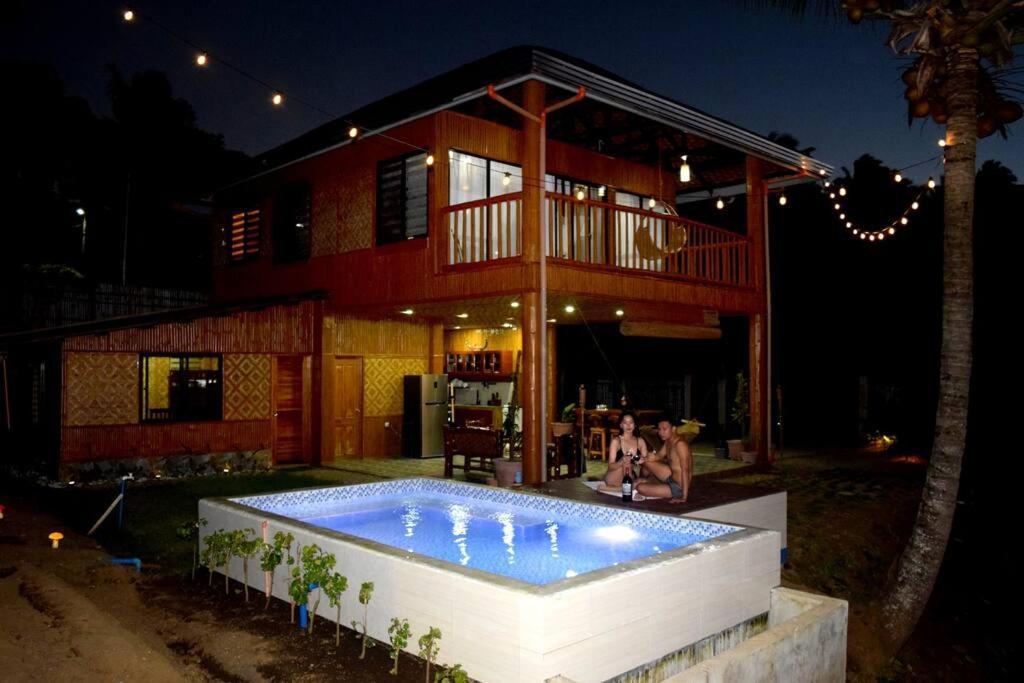 הוילה טגאיטאי Modern Bahay Kubo In A Farm Near Tagaytay מראה חיצוני תמונה