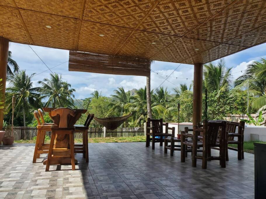 הוילה טגאיטאי Modern Bahay Kubo In A Farm Near Tagaytay מראה חיצוני תמונה