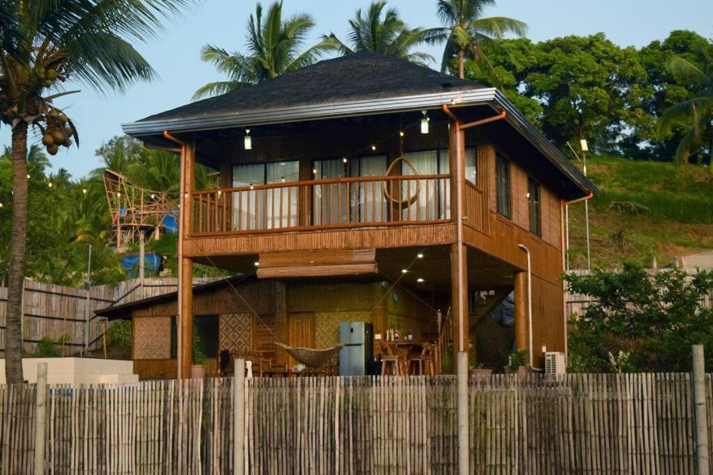 הוילה טגאיטאי Modern Bahay Kubo In A Farm Near Tagaytay מראה חיצוני תמונה